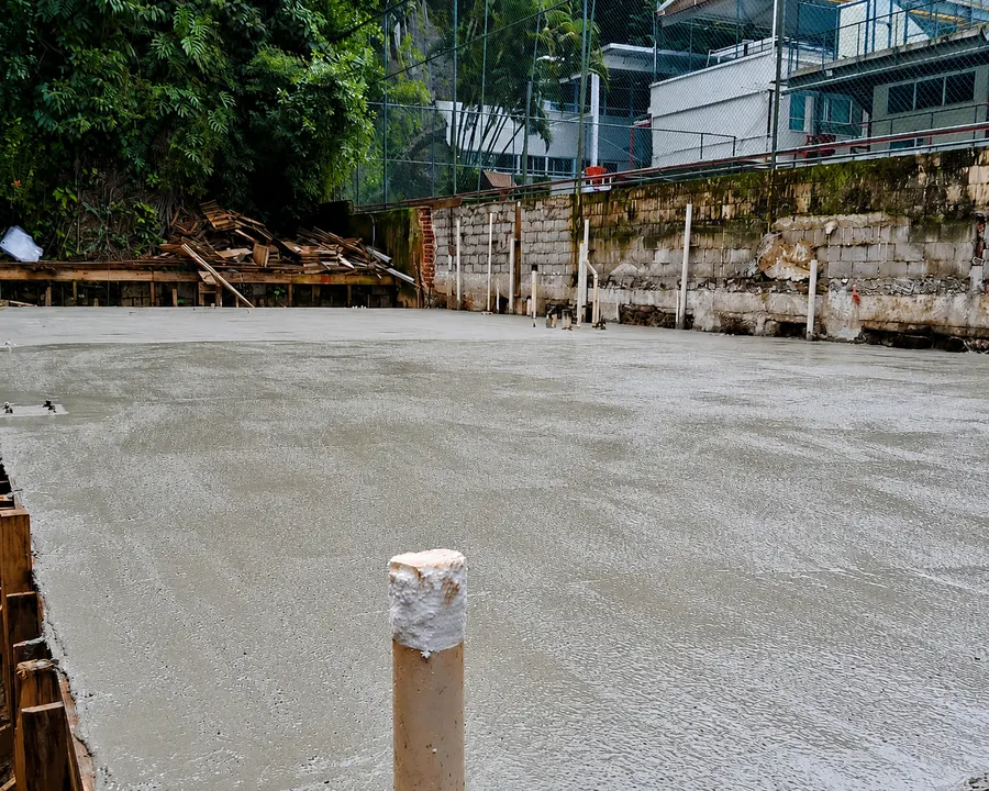 Laje concretada pela equipe Teramix